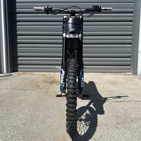 Surron Light Bee X with 4MF and Graphics Kit For Sale