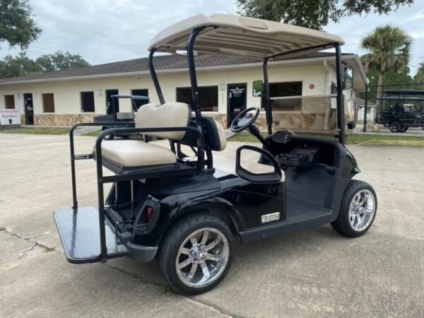 2015 E-Z-GO FREEDOM RXV 2+2 ELECTRIC FOR SALE
