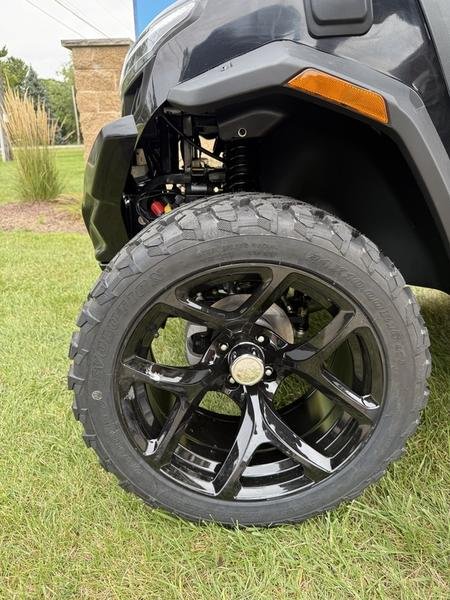 2025 Evolution Electric Vehicles D-Max XT4