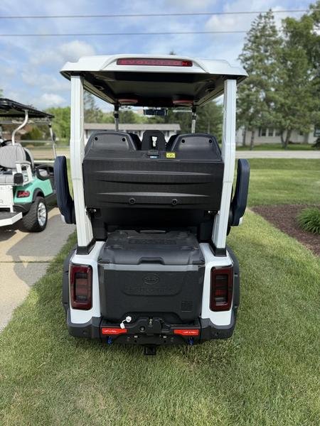 2025 Evolution Electric Vehicles D-Max GT4