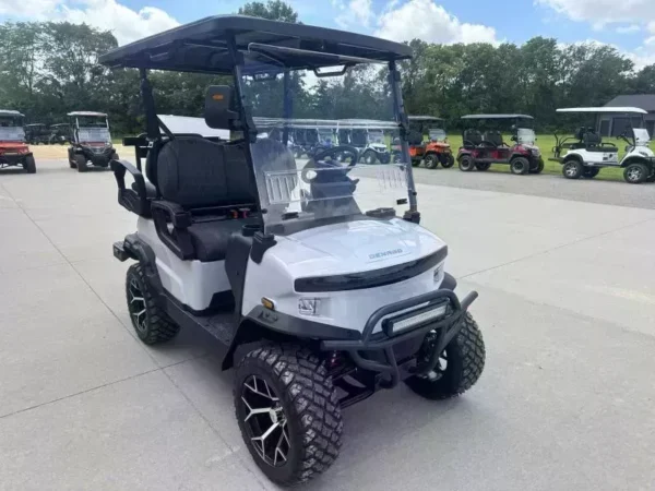 2025 Denago EV NOMAD XL LITHIUM 48V Golf Cart 4-SEATER
