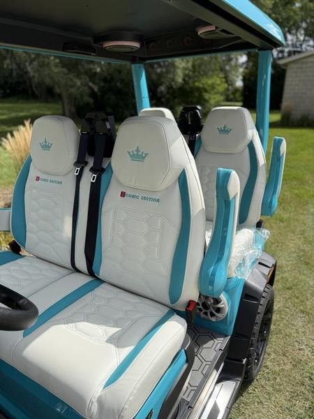 2025 Evolution Electric Vehicles D-Max XT4