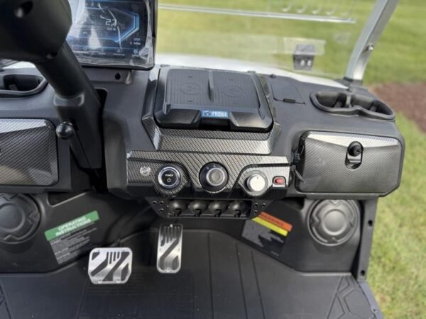 2025 Evolution Electric Vehicles D-Max GT4